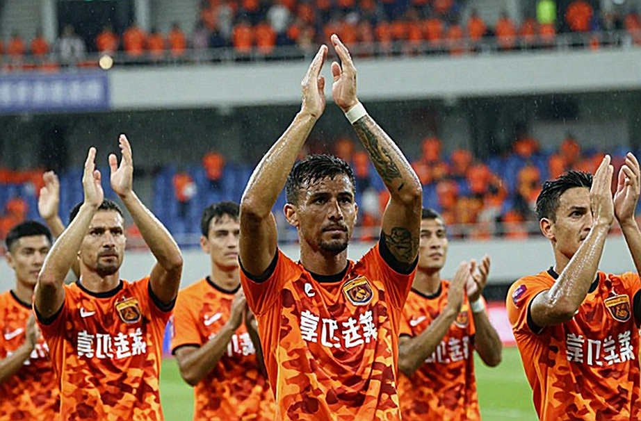 Nagoya Grampus 1-1 Kashima Antlers: Khi kiểm soát bóng không còn là bản lĩnh